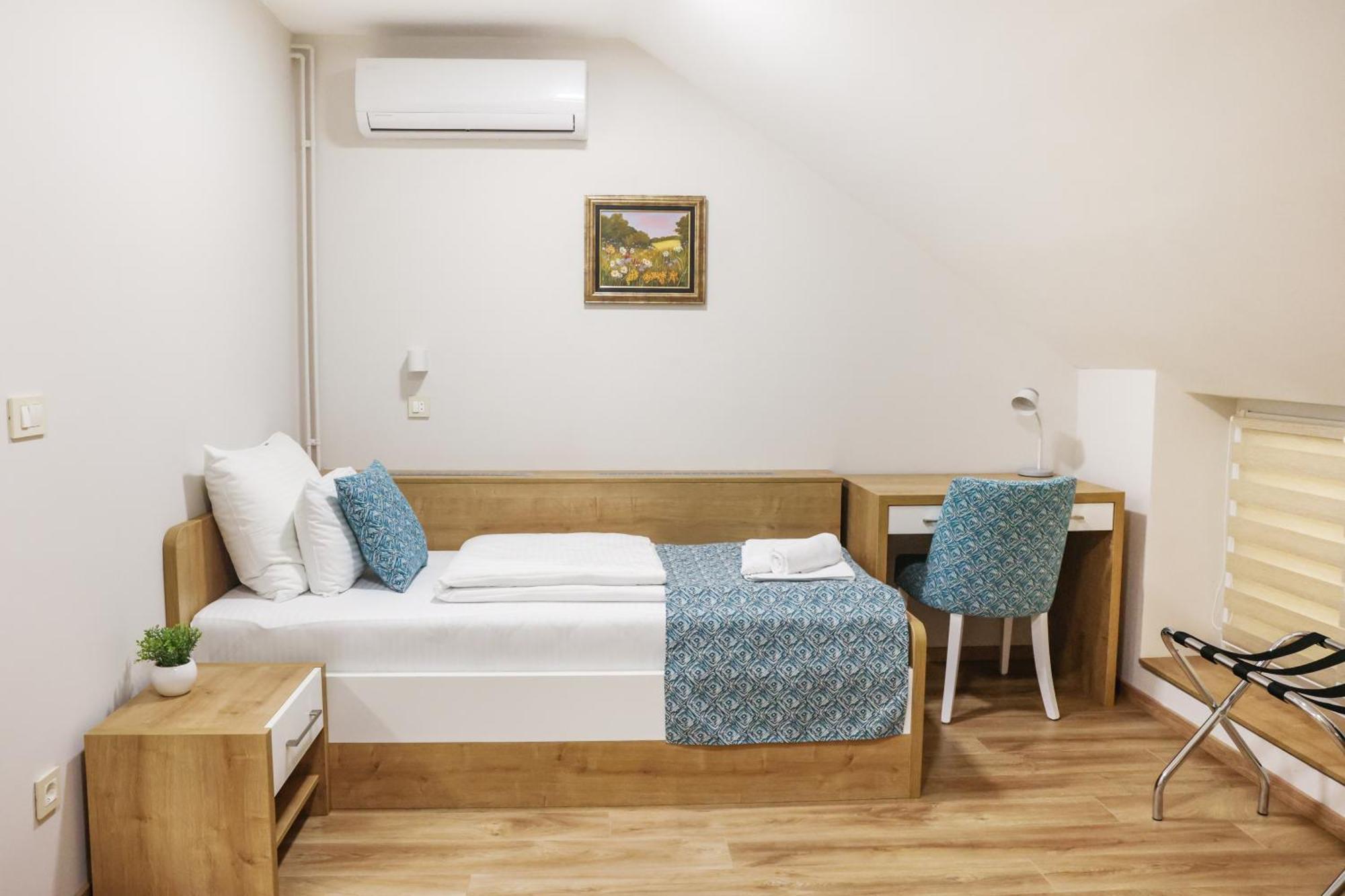 Grand Park Rooms & Apartments Čačak Extérieur photo