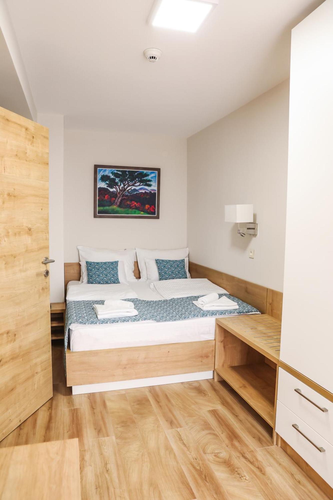 Grand Park Rooms & Apartments Čačak Extérieur photo