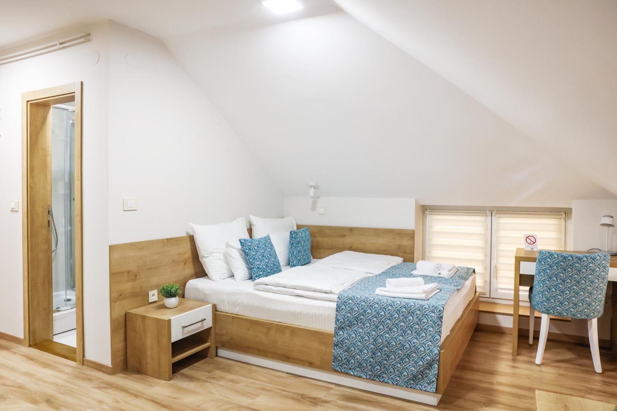 Grand Park Rooms & Apartments Čačak Extérieur photo