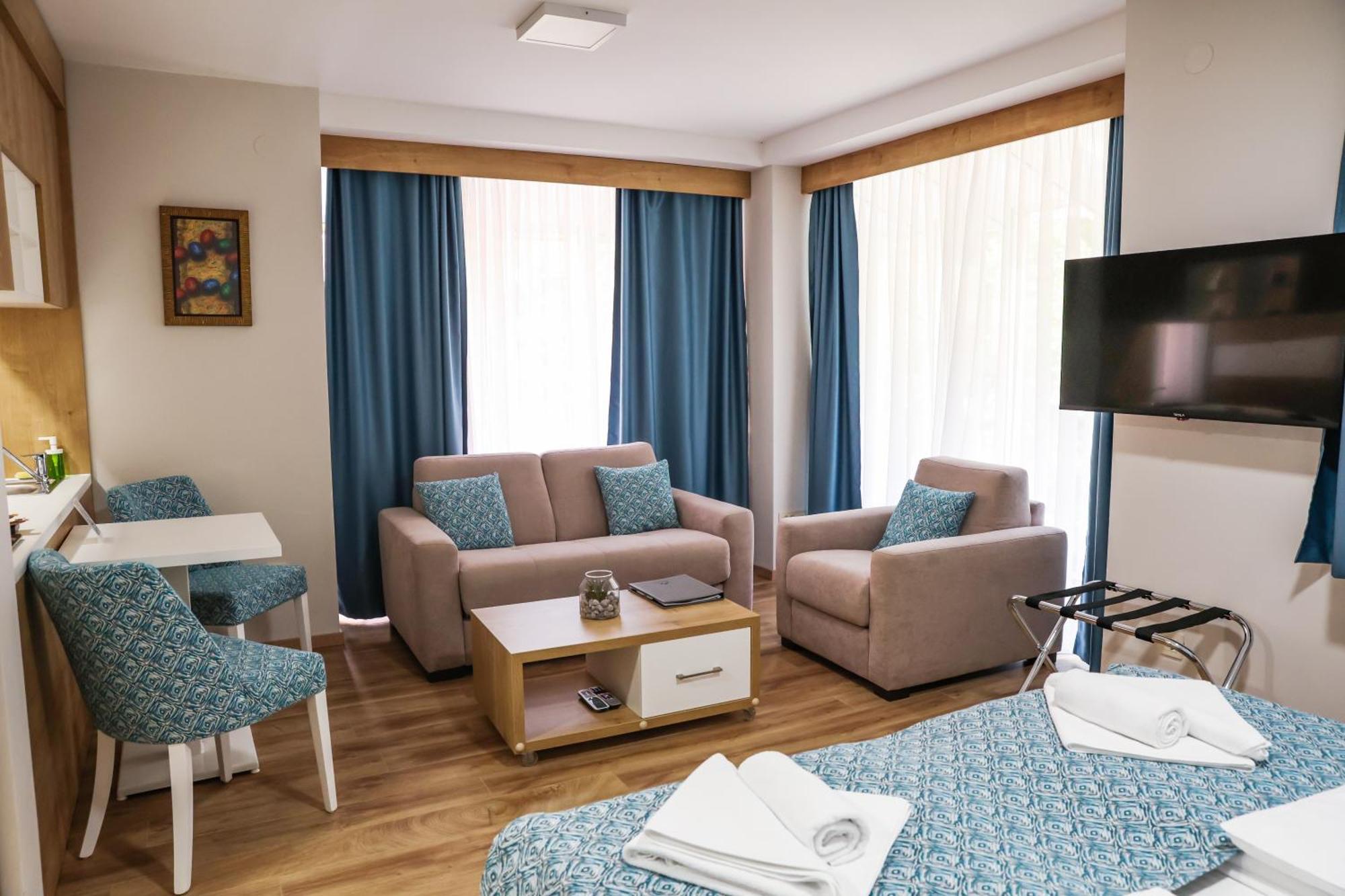 Grand Park Rooms & Apartments Čačak Extérieur photo